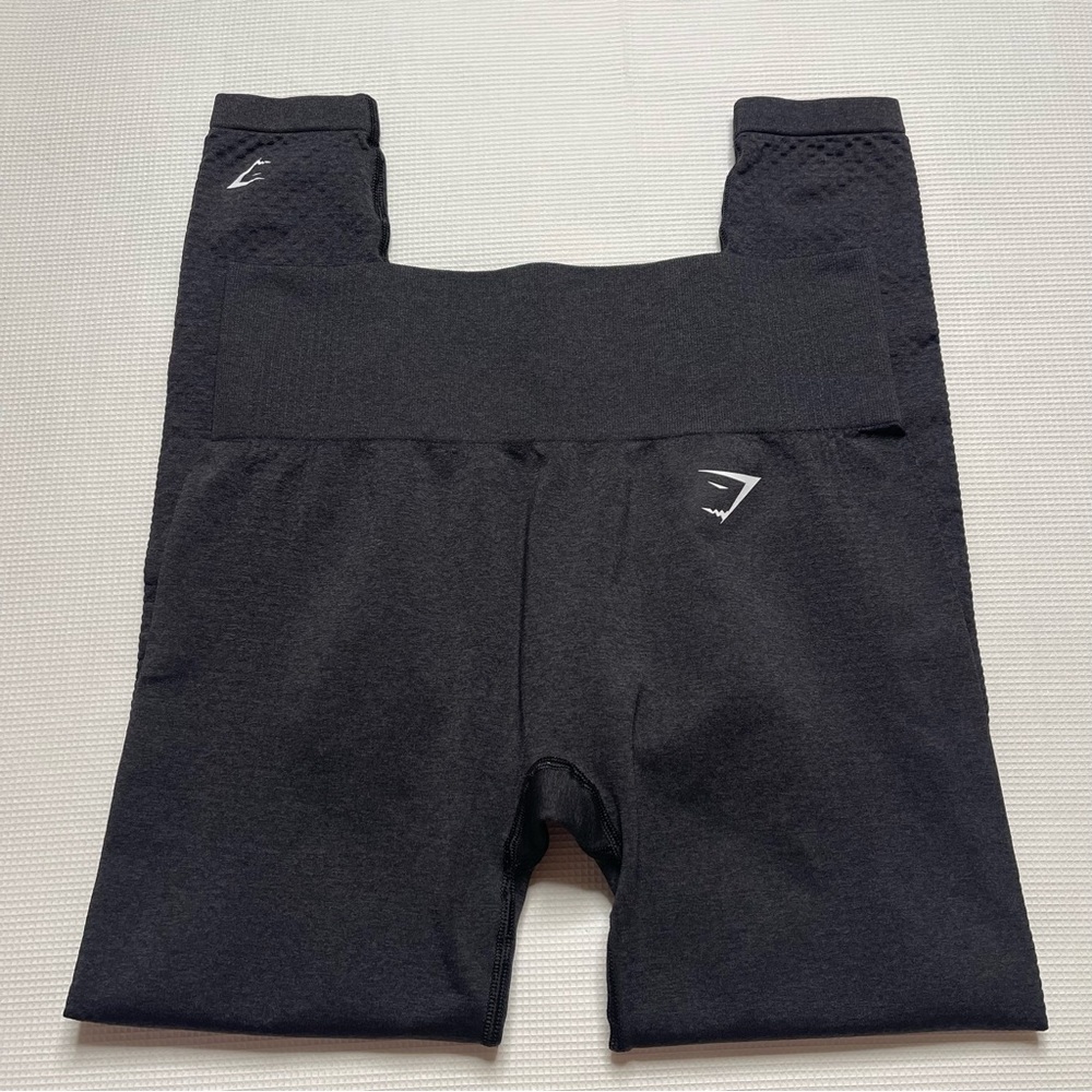 Womens Gymshark black workout leggings size medium Med